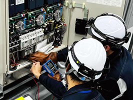 商業施設の常駐設備管理スタッフ